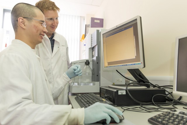 Jiandong (Dongdong) Huo and Martin Wilcock Simon Davis Lab, Oxford